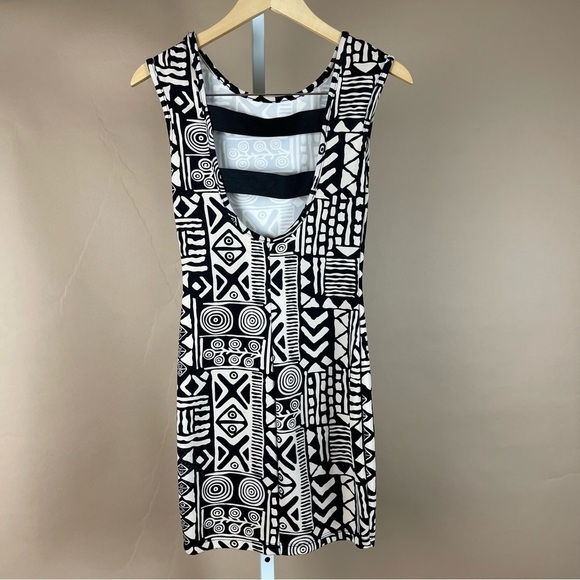 Young USA Size Small Aztec Abstract Artsy Bodycon Boho Dress Bundle Olive Green - Picture 8 of 8